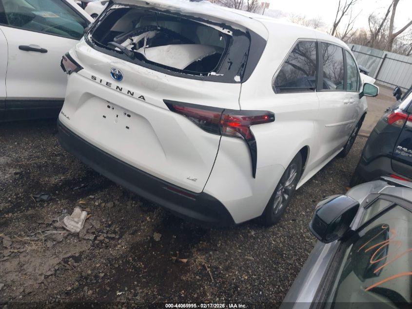 2025 Toyota Sienna Le