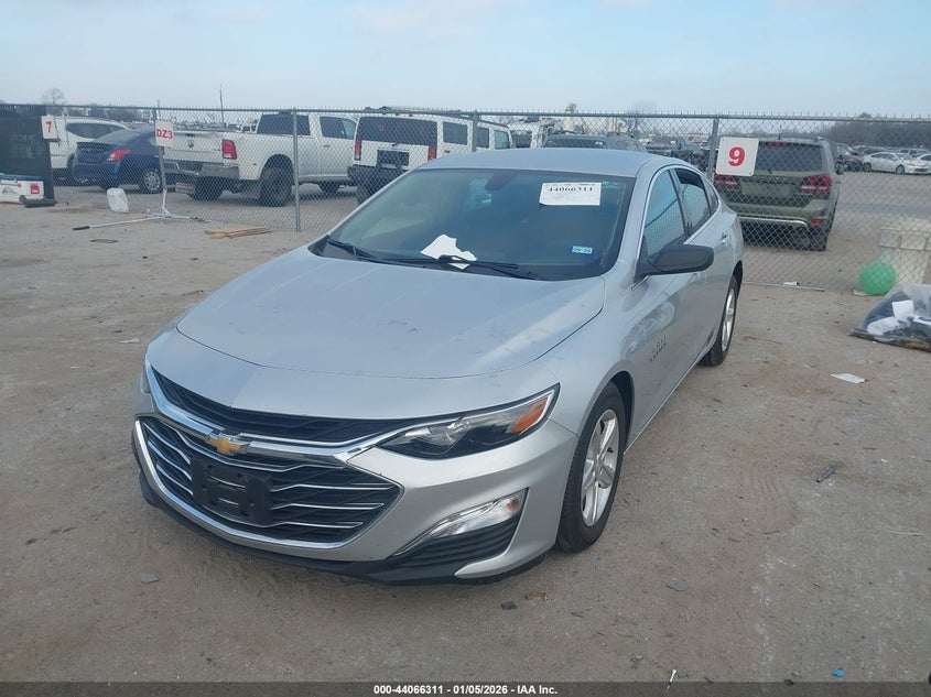 2022 Chevrolet Malibu Fwd 1Fl