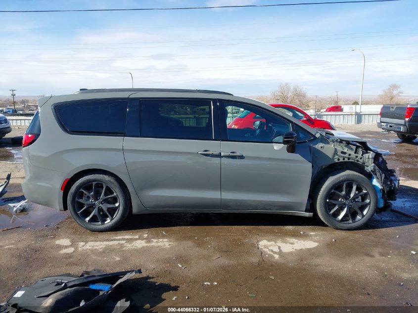 2025 Chrysler Pacifica - 2C4RC1GG9SR569414