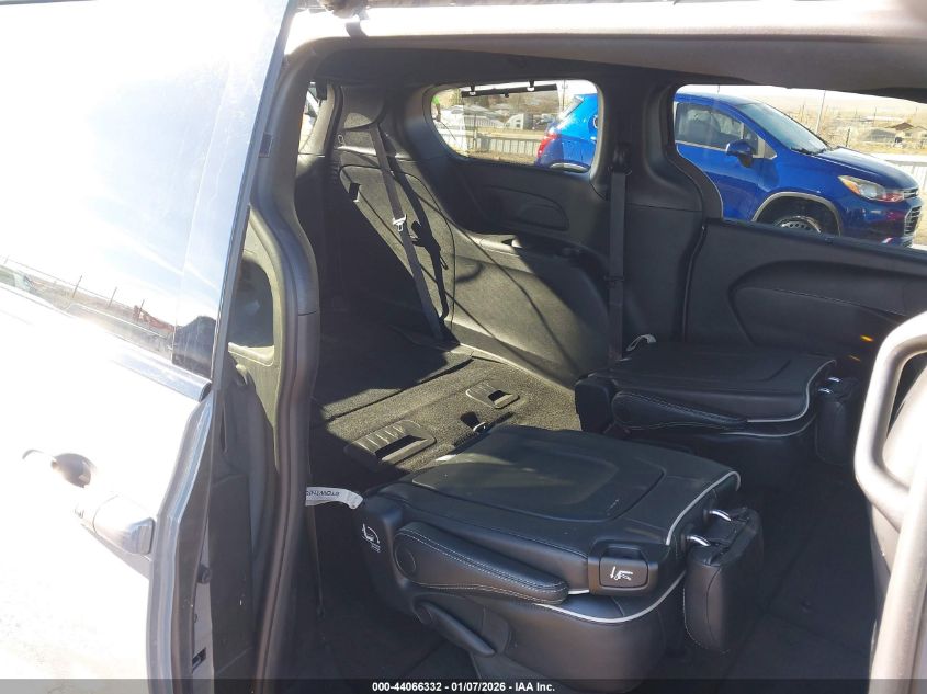 2025 Chrysler Pacifica - 2C4RC1GG9SR569414