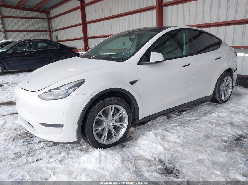 2021 Tesla Model Y Long Range Dual Motor All-Wheel Drive