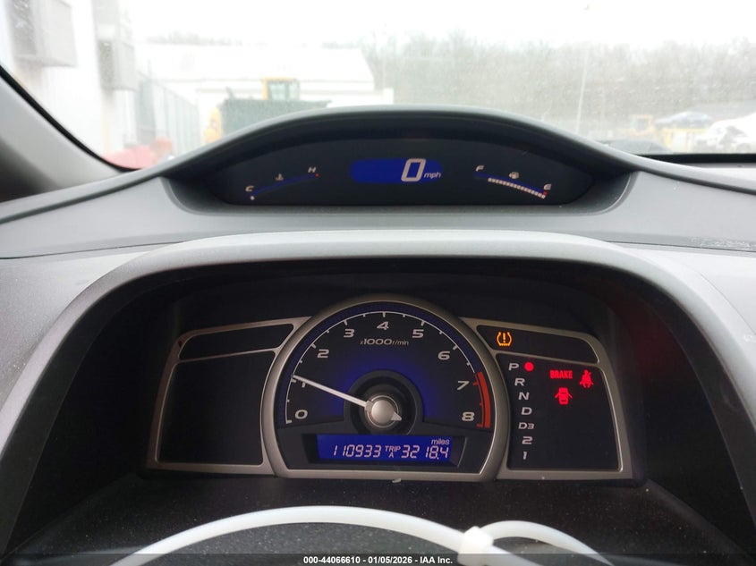 2011 HONDA CIVIC SEDAN 1.8L I-4 VVT, 140HP