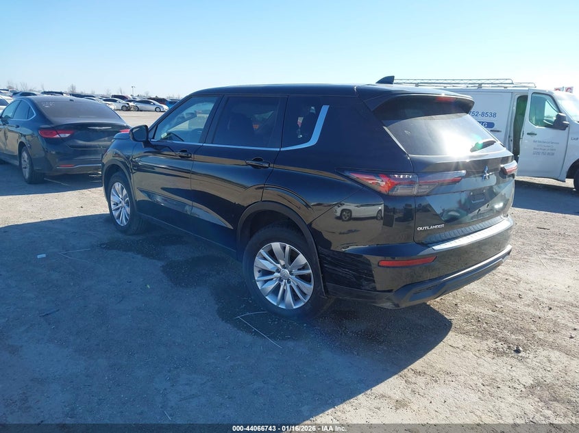 2025 Mitsubishi Outlander Es 2.5 2Wd