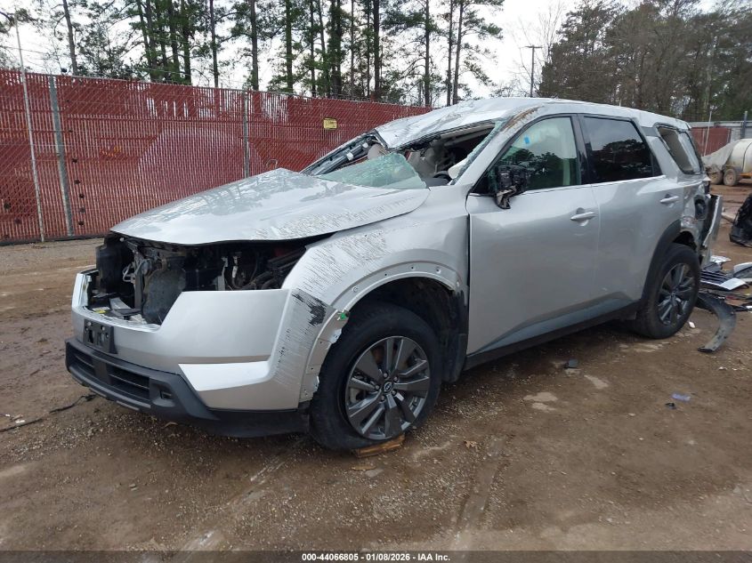 2024 Nissan Pathfinder S Fwd