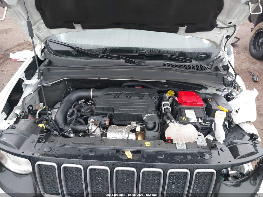 VIN ZACNJDB14PPP36828 2023 JEEP RENEGADE LATITUDE 4X4