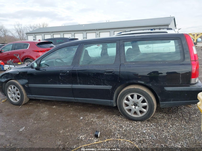 2003 Volvo V70 2.4 VIN: YV1SW61T332314084 Lot: 44066902