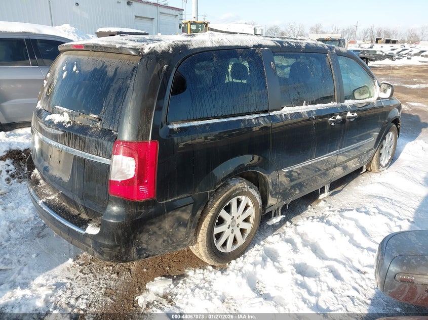 Vin: 2c4rc1bg1dr797577, lot: 44562873, chrysler town & country touring 20134