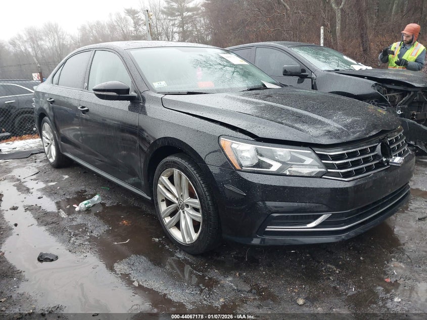 2019 Volkswagen Passat 2.0T Wolfsburg Edition