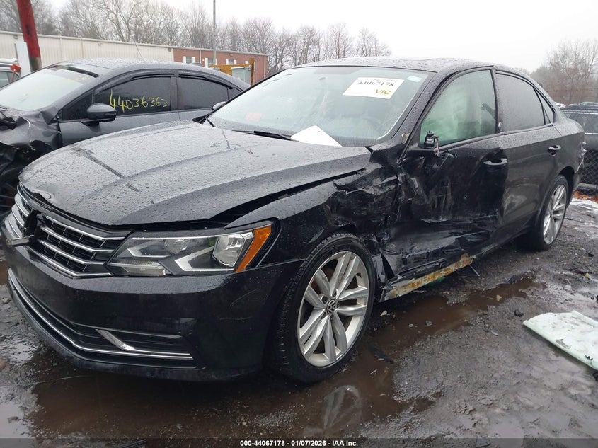 2019 Volkswagen Passat 2.0T Wolfsburg Edition