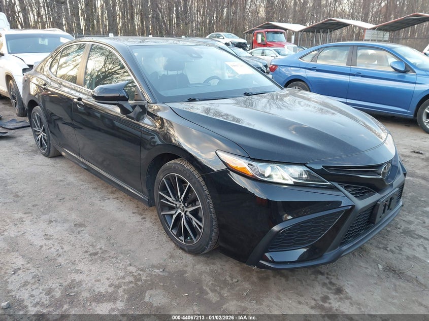 4T1G11AK3MU404017 2021 Toyota Camry Se auction photo 1