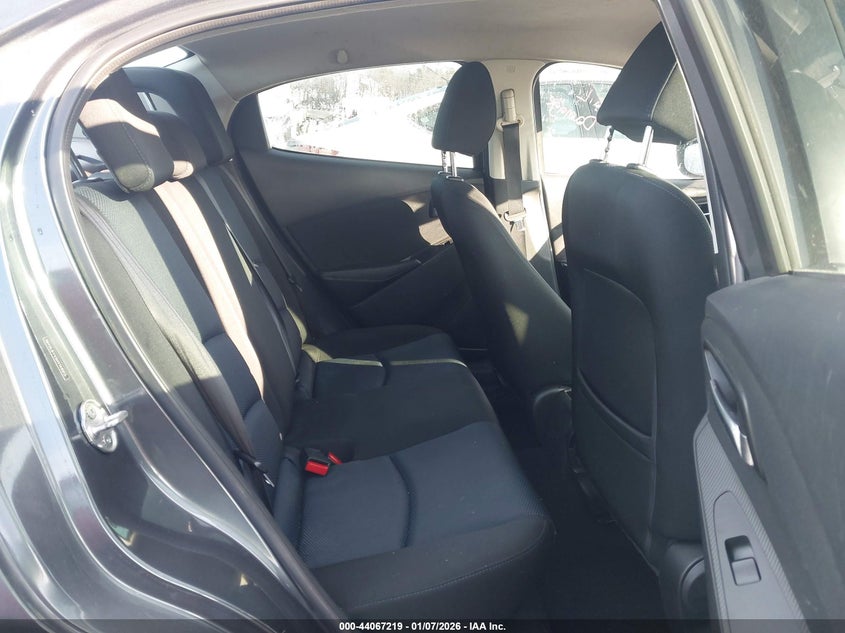 VIN 3MYDLBYV5HY148913 2017 TOYOTA YARIS IA