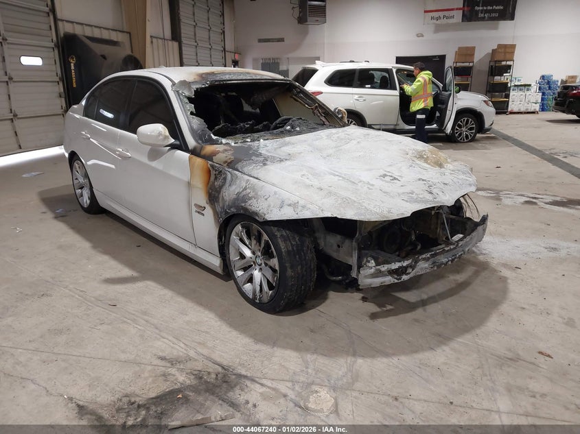 WBAPK7C50BA972345 2011 BMW 328I xDrive auction photo 1