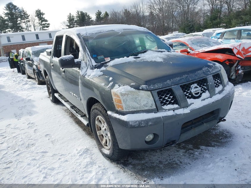 2005 Nissan Titan Xe
