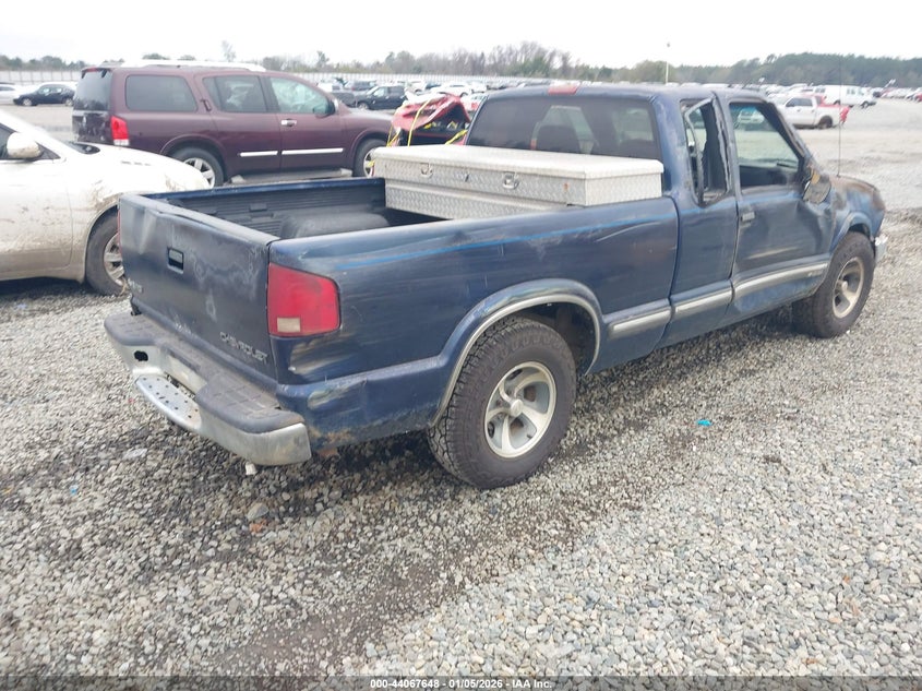 2002 Chevrolet S-10 Ls