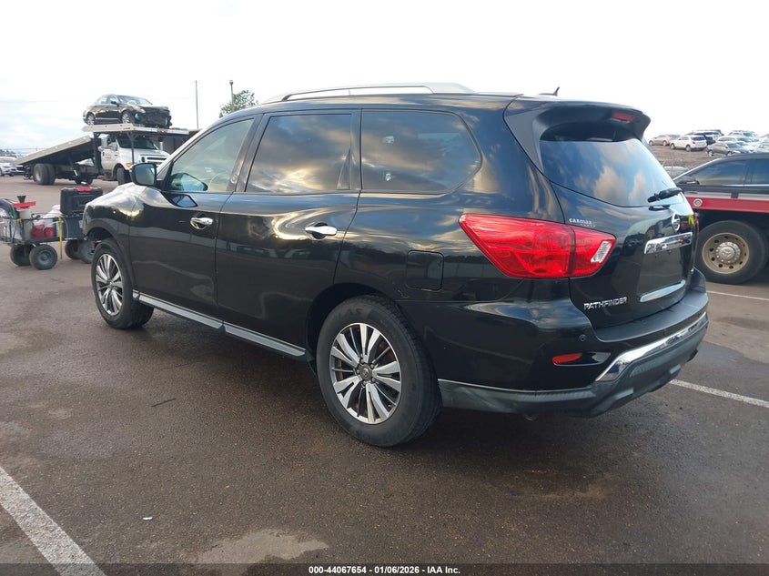 AtlanticExpress - Nissan Pathfinder