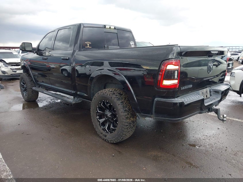 Vin: 3c6ur5flxlg268261, lot: 44563465, ram 2500 laramie  4x4 6'4 box 20203
