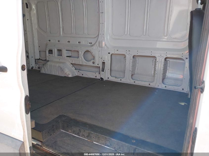 2022 Ford Transit-250 - 1FTBR2X83NKA63904