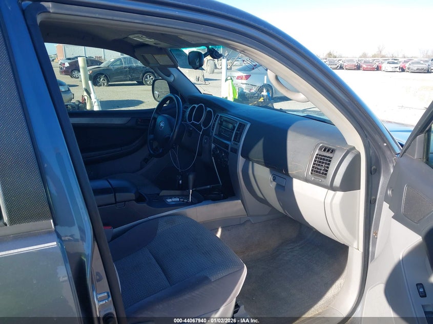 2004 Toyota 4Runner Sr5 V6