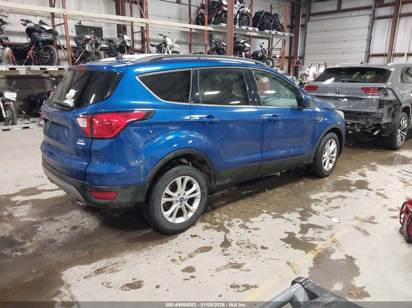 2019 Ford Escape Sel