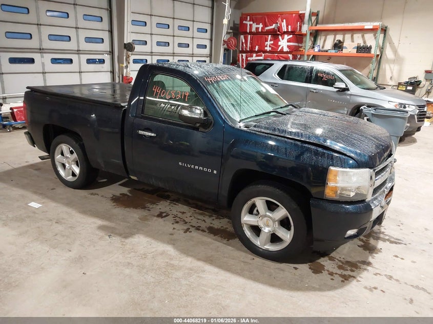 2007 Chevrolet Silverado 1500 Work Truck