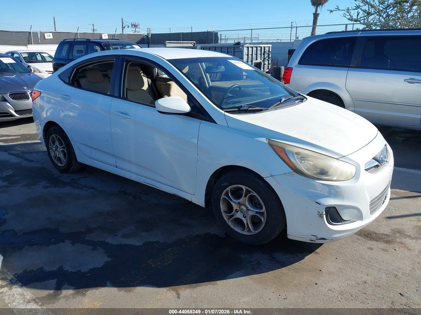 2013 Hyundai Accent Gls