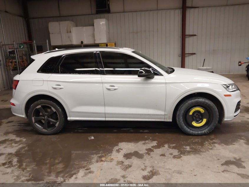 VIN WA1B4AFY6K2066442 2019 AUDI SQ5 3.0T PREMIUM