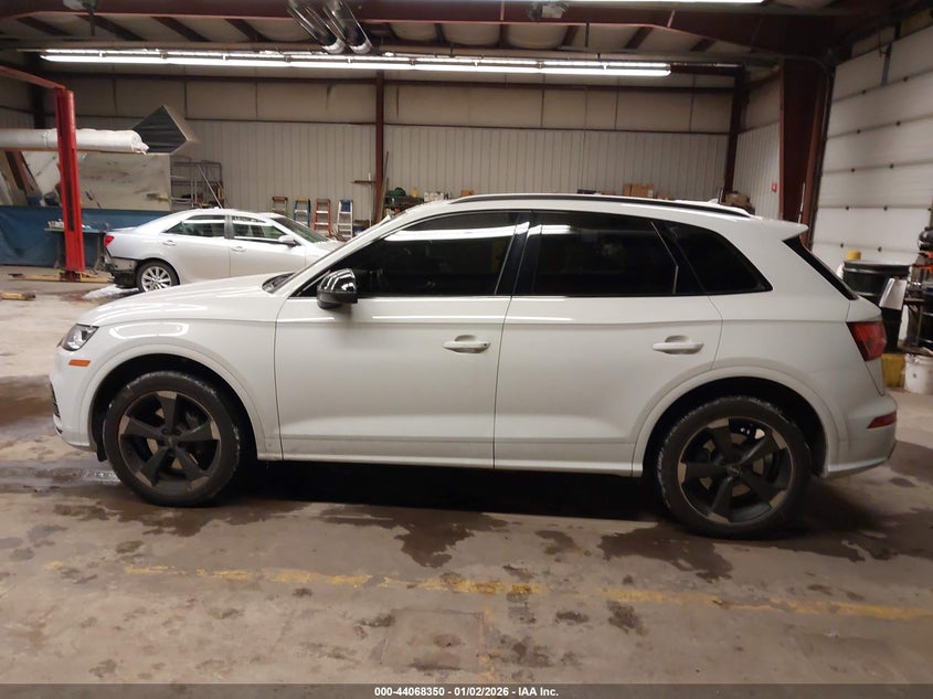 VIN WA1B4AFY6K2066442 2019 AUDI SQ5 3.0T PREMIUM