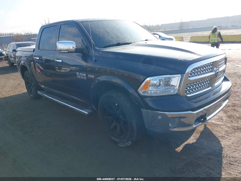 2017 Ram 1500 Laramie 4X4 5'7 Box