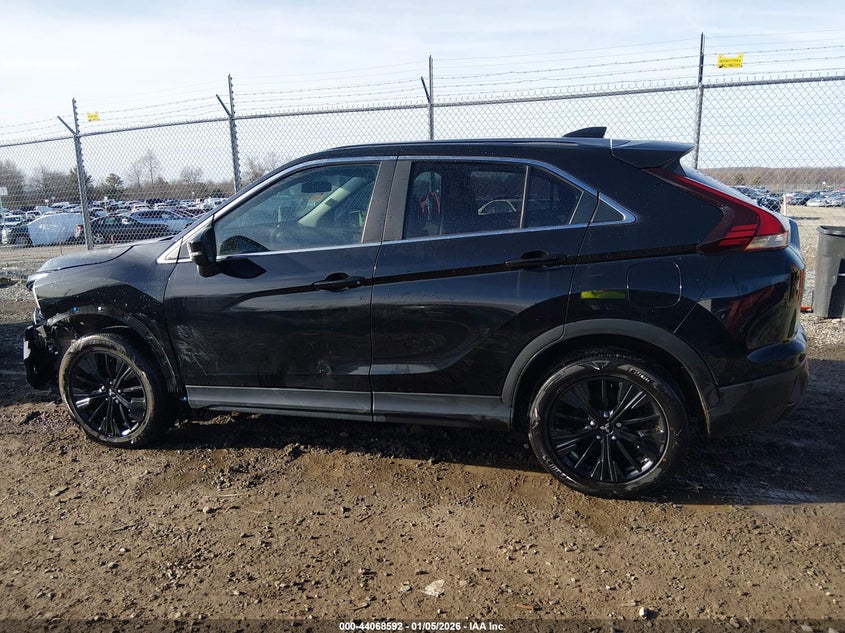 2022 Mitsubishi Eclipse Cross Le S-Awc VIN: JA4ATVAA0NZ029818 Lot: 44068592