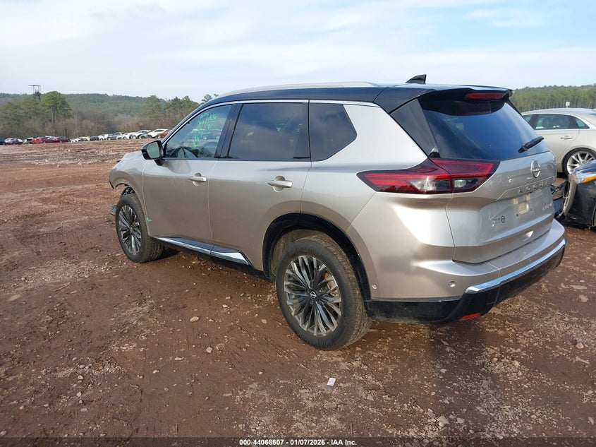2025 Nissan Rogue Platinum Fwd