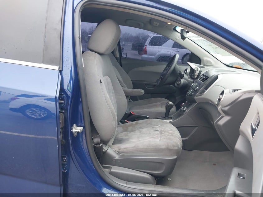 2013 Chevrolet Sonic Lt Auto