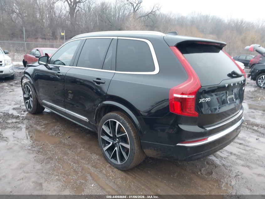 2023 Volvo Xc90 B6 Plus 7-Seater