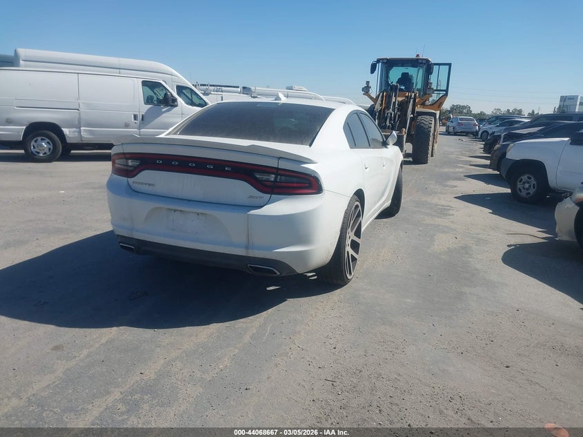 Vin: 2c3cdxhg2gh215398, lot: 44564467, dodge charger sxt 20164
