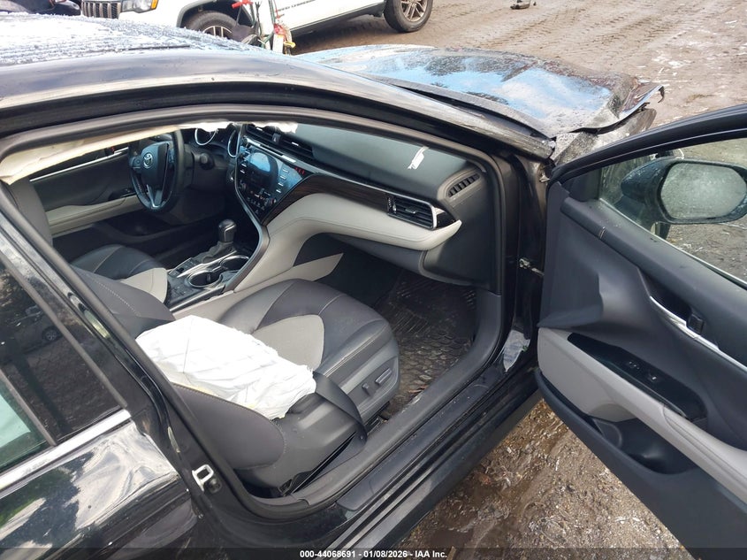 2020 Toyota Camry Xle