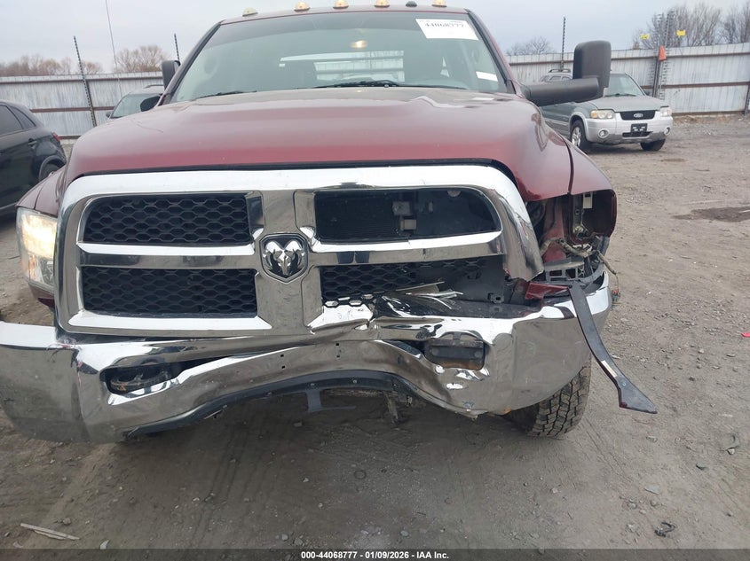 2018 Ram 3500 Tradesman 4X4 8' Box VIN: 3C63RRGL9JG221785 Lot: 44068777