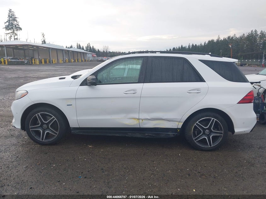 VIN 4JGDA6DB1JB045222 2018 MERCEDES-BENZ GLE 550E PLUG-IN HYBRID 4MATIC