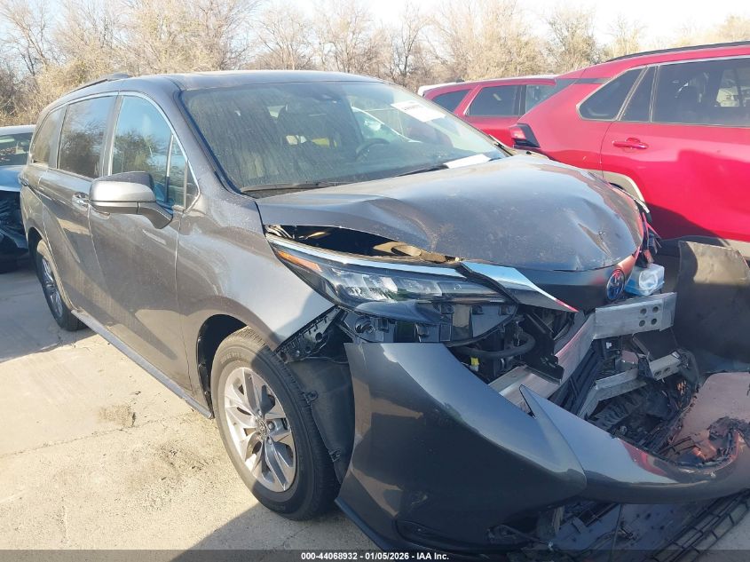 2025 Toyota Sienna - 5TDYRKEC9SS238565