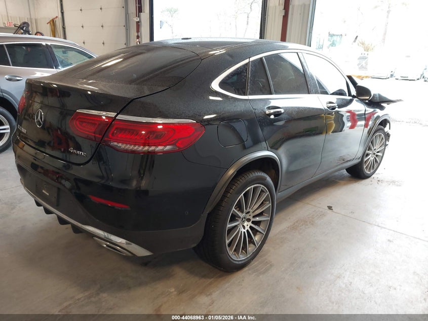 Vin: w1n0j8ebxmf866676, lot: 44564763, mercedes-benz glc 300 4matic coupe 20214