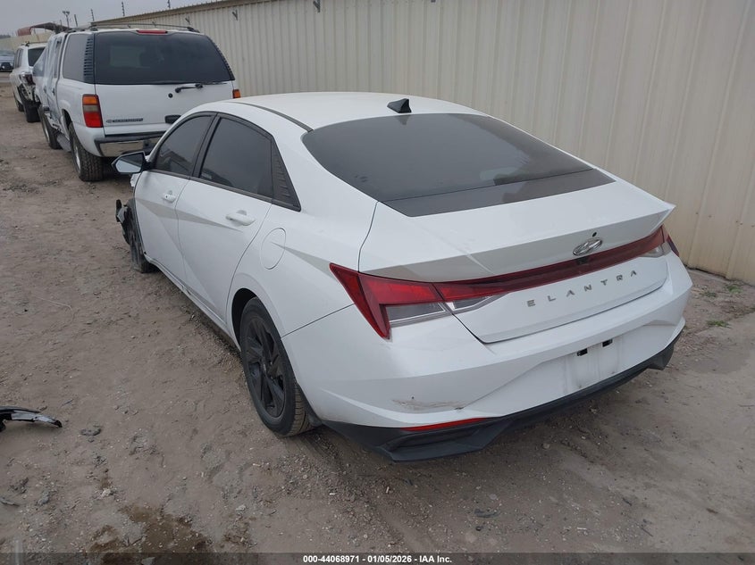 2022 Hyundai Elantra Sel