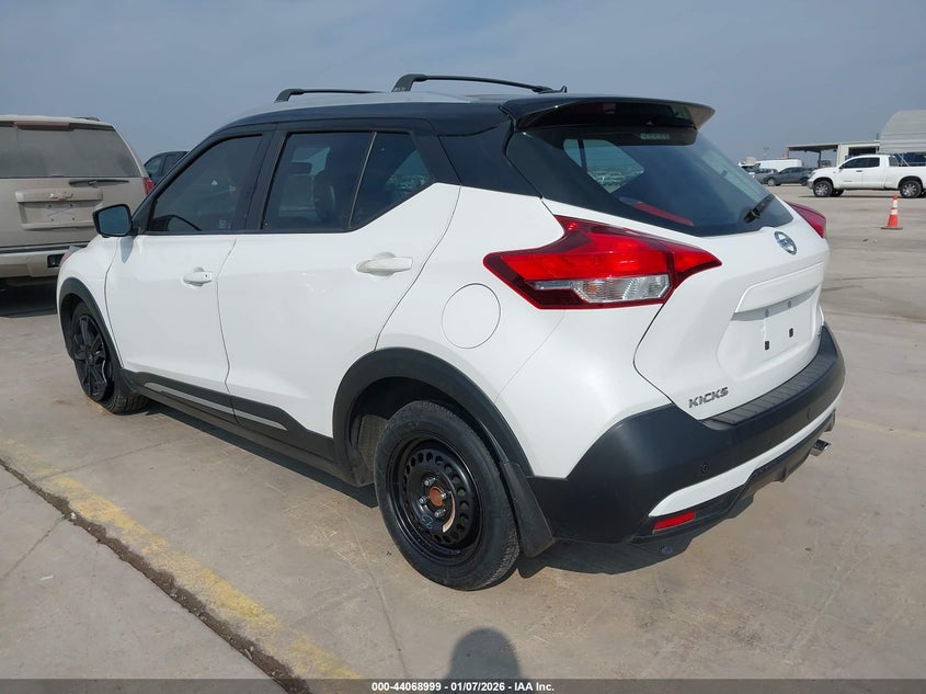 2019 Nissan Kicks Sr