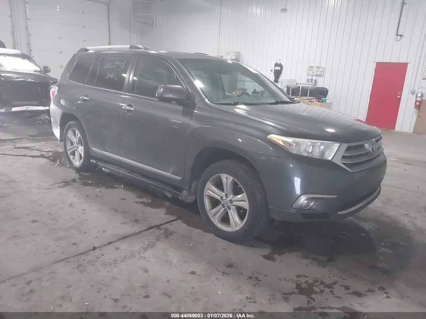2013 Toyota Highlander Limited V6