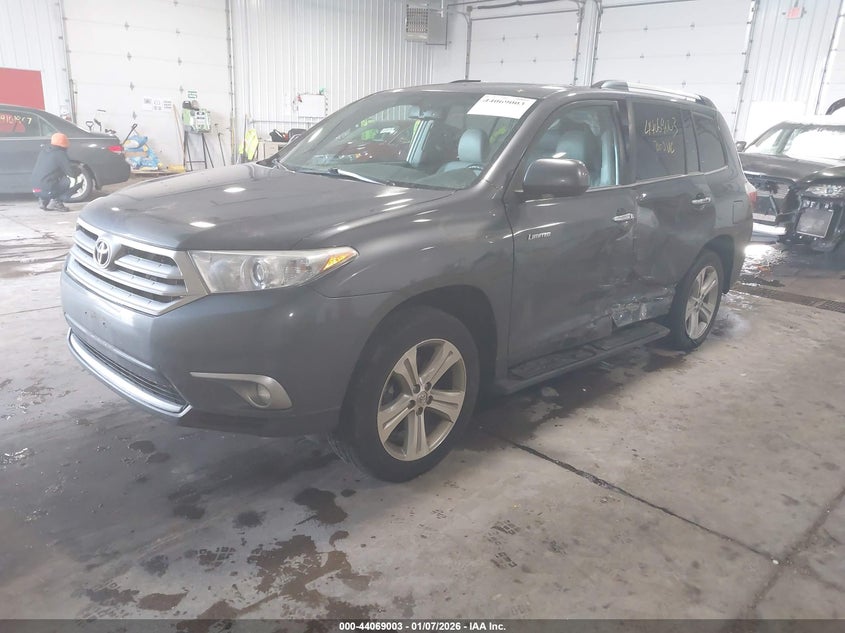 2013 Toyota Highlander Limited V6