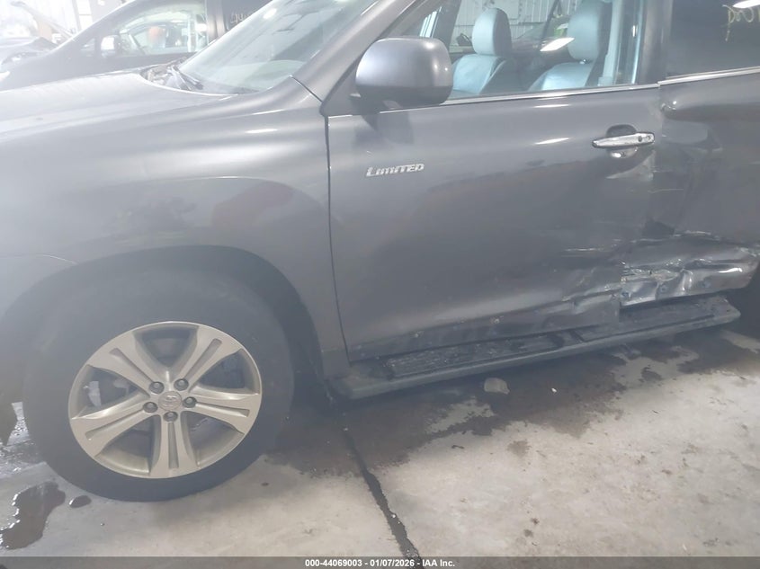 2013 Toyota Highlander Limited V6