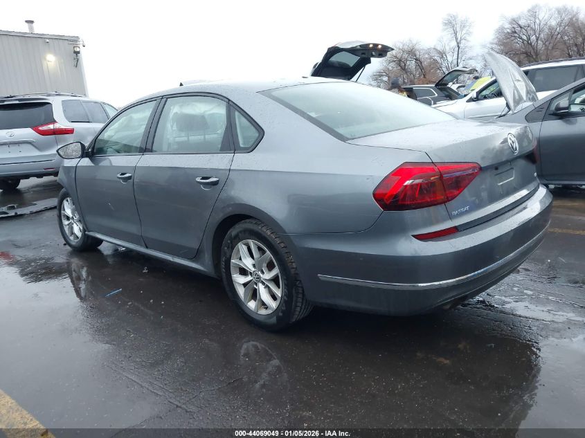 2018 Volkswagen Passat 2.0T R-Line/2.0T S