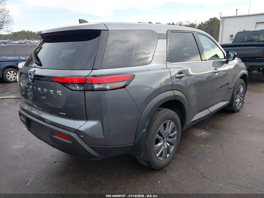 2024 Nissan Pathfinder S 4Wd