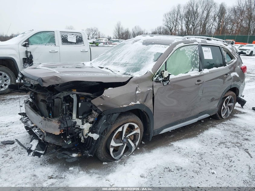 2023 Subaru Forester Touring