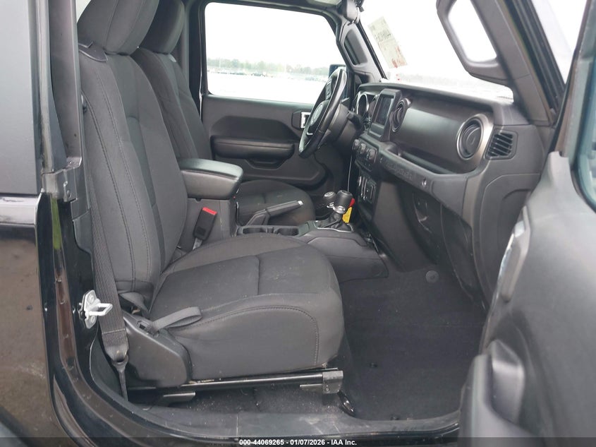 2019 Jeep Wrangler Sport S 4X4