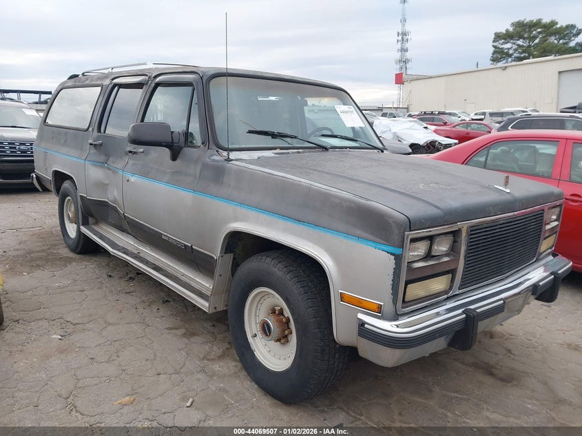 1GKGR26NXMF522726 1991 GMC Suburban R25 Conventional auction photo 1