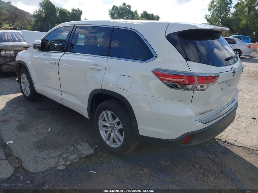 2016 Toyota Highlander Le V6