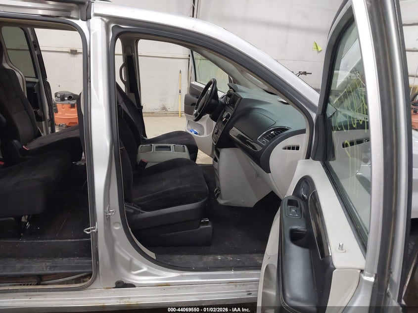 2011 Chrysler Town & Country Touring